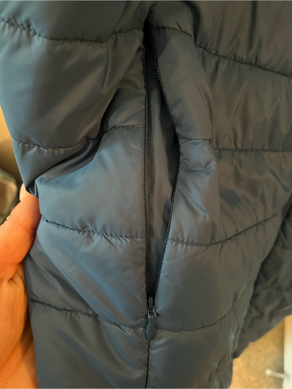 Torrid lightweight Quilted Hooded Puffer Vest - Teal Blue - Picture 4 of 6